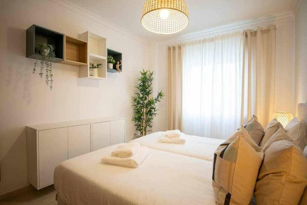 Modern 3Br Apt W/ Lg Terrace, Bbq, Ac & Parking Tavira Eksteriør billede