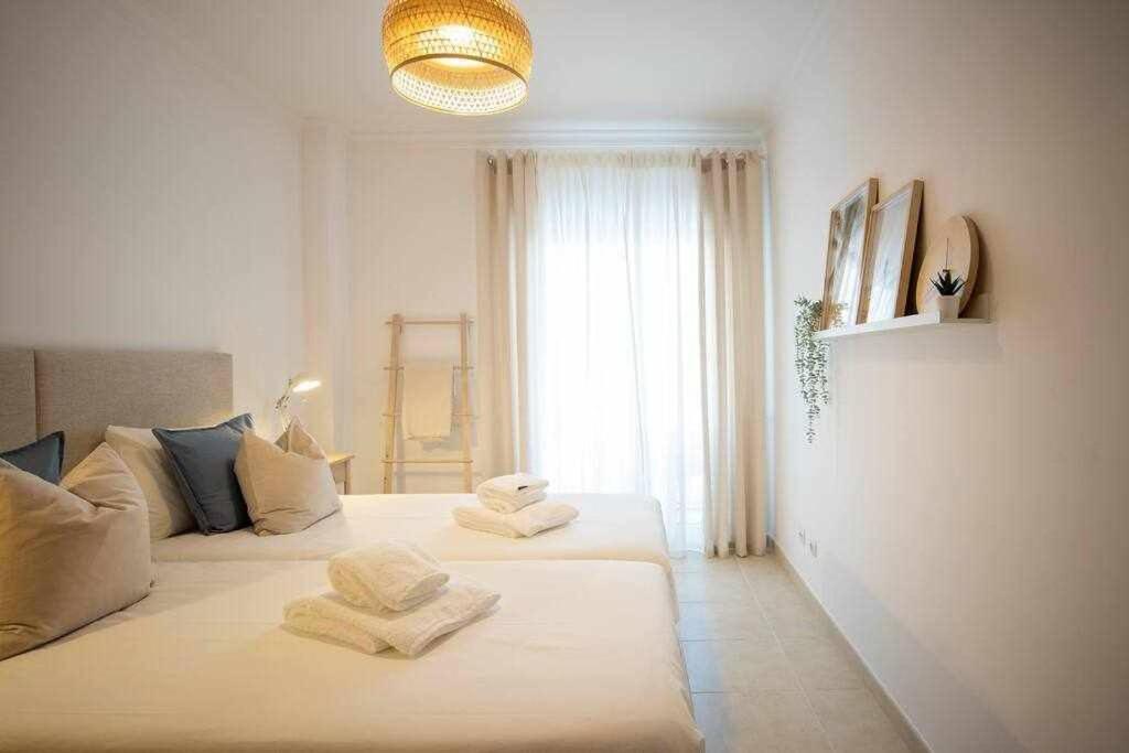Modern 3Br Apt W/ Lg Terrace, Bbq, Ac & Parking Tavira Eksteriør billede